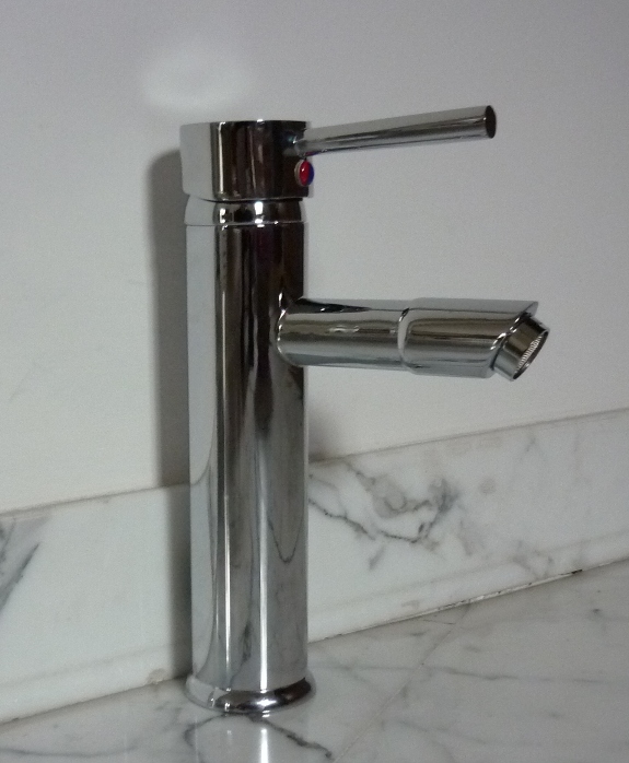 Chrome-plated-brass-mixer-faucet-RB01-1_1542732741_537