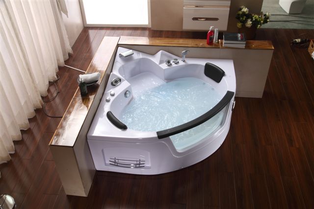 Fully-equipped-Jacuzzi-138x138-3_1542030230_336